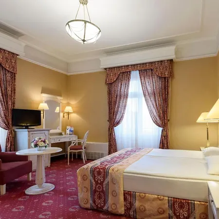 Danubius Astoria Center