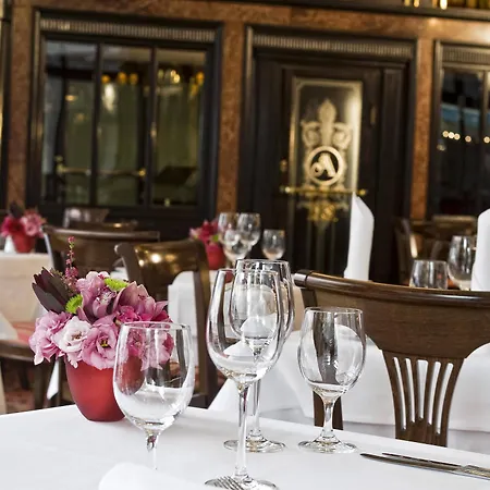 Danubius Astoria Center Hotel