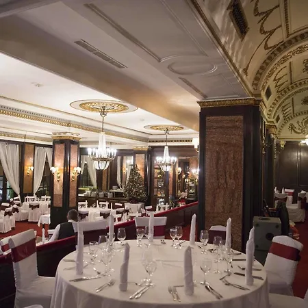 Danubius Astoria Center Hotel 4*