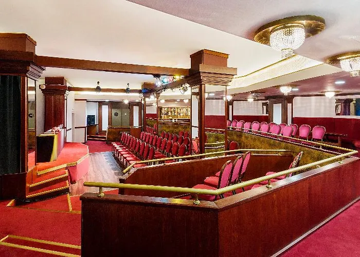 Danubius Astoria Center