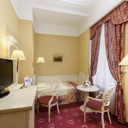 Danubius Astoria Center בודפשט