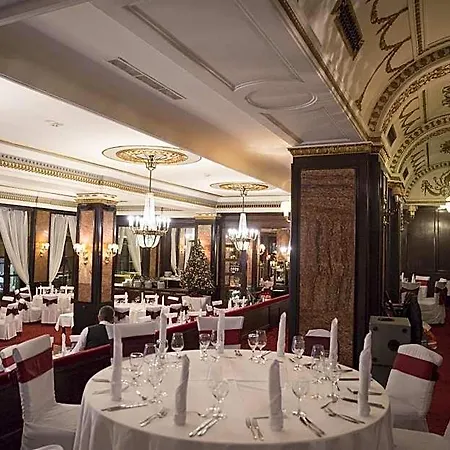 Danubius Astoria Center Szálloda 4*