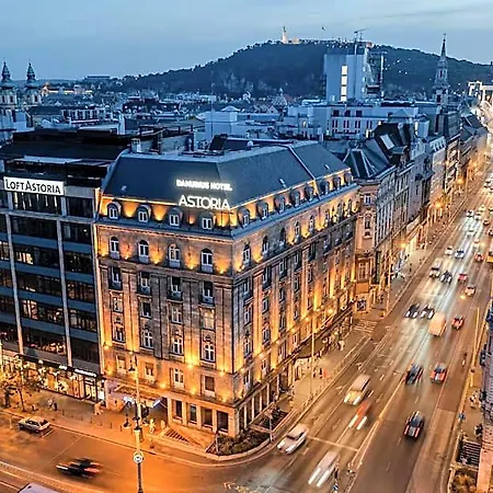 Danubius Astoria Center 4*