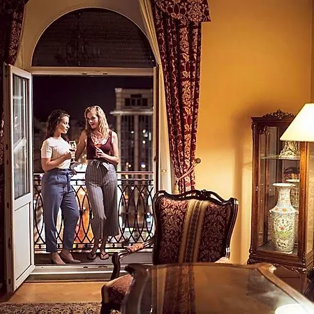 Danubius Astoria Center Szálloda 4*