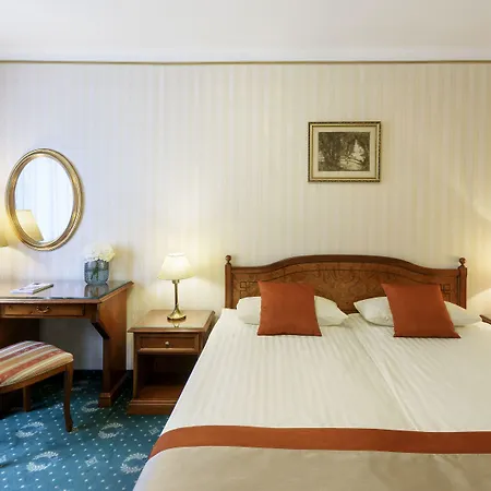 Danubius Astoria Center Hotel