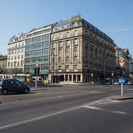 Danubius Astoria Center