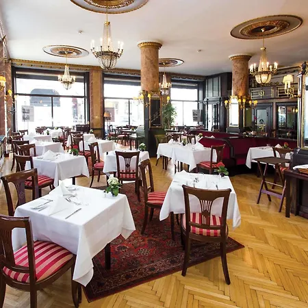 Danubius Astoria Center Hotel 4*