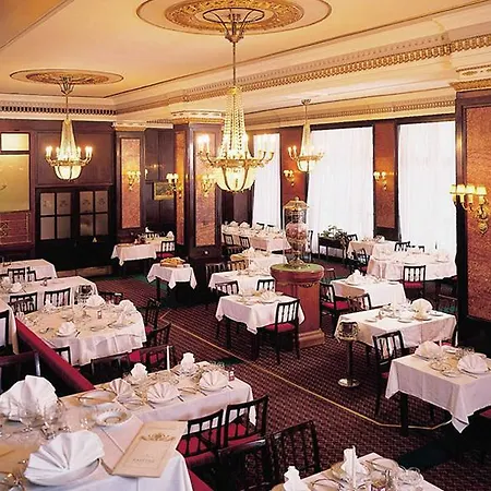 Danubius Astoria Center 4*