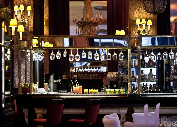 호텔 다누비우스 아스토리아 시티 센터 4*