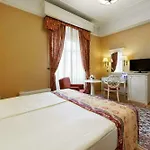 Отель Danubius Astoria Center